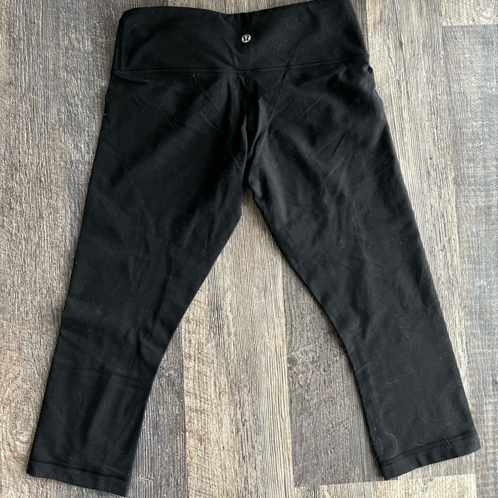 LuluLemon calf leggings